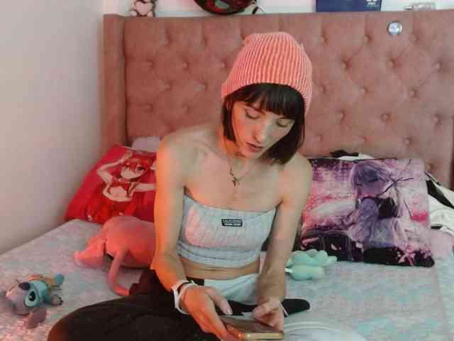sakuraskinny webcam