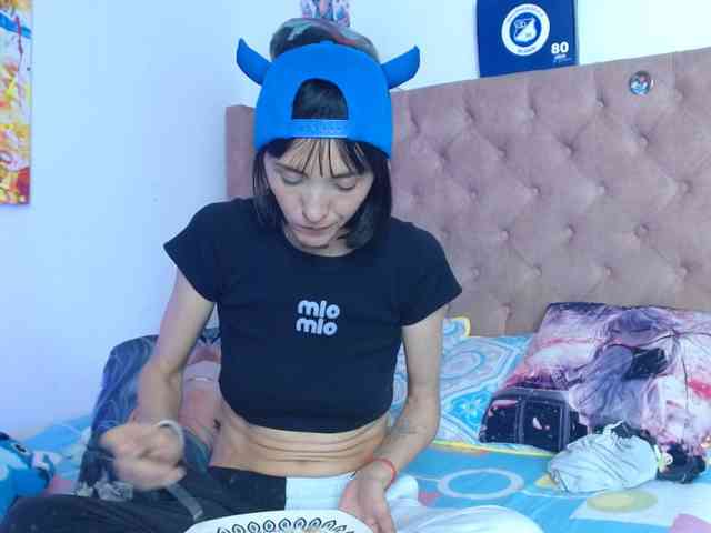 sakuraskinny