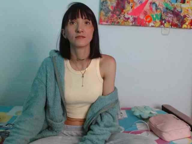 sakuraskinny webcam