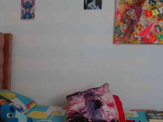 sakuraskinny webcam
