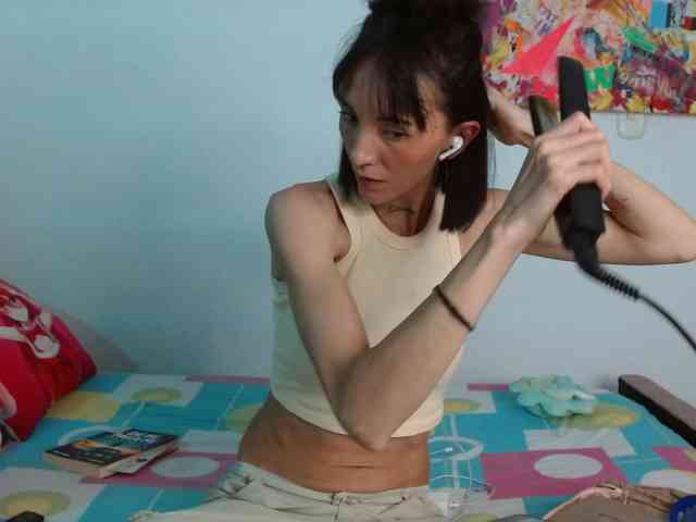 sakuraskinny webcam