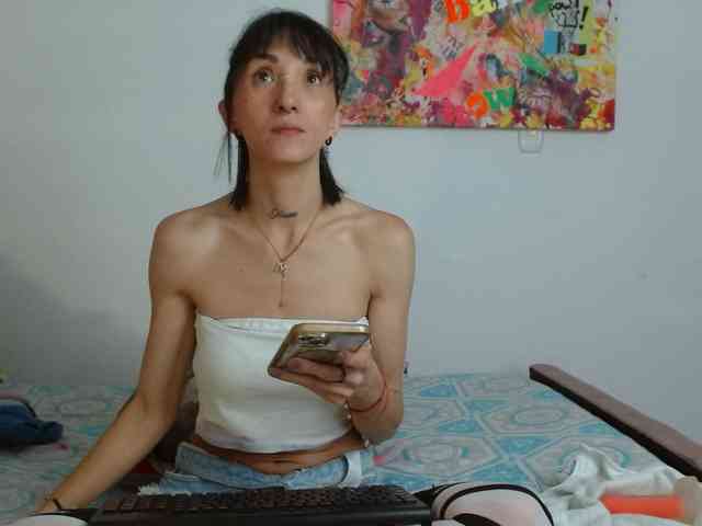 sakuraskinny