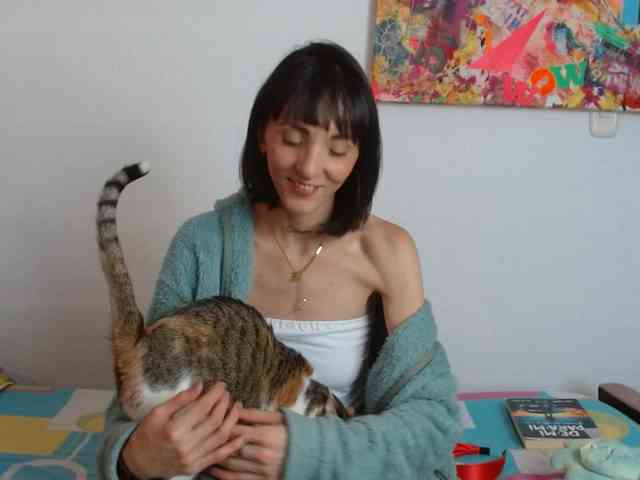 sakuraskinny webcam