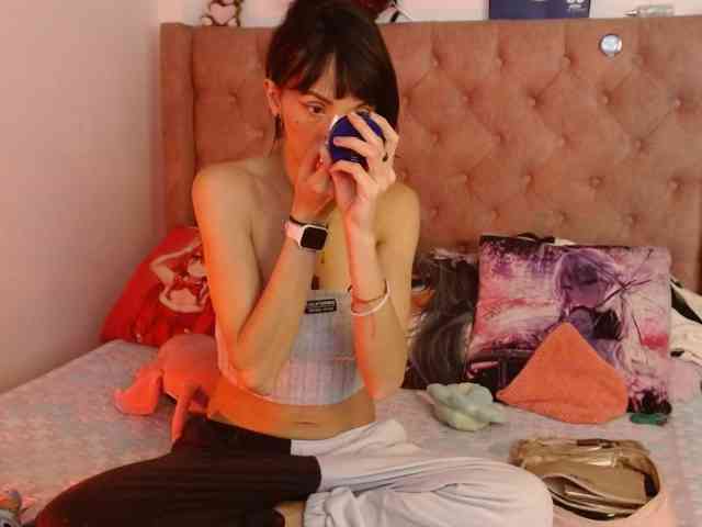 sakuraskinny