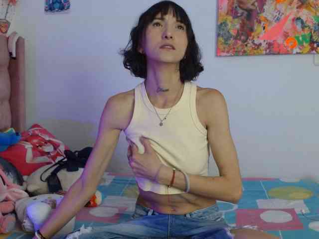 sakuraskinny
