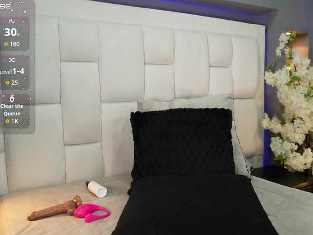 CuteArii live webcam show