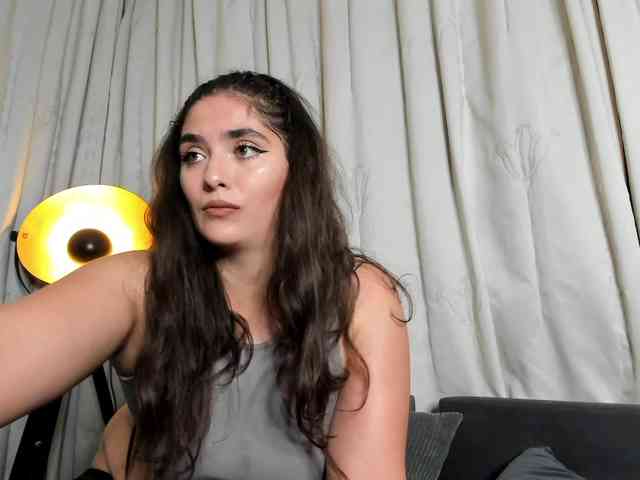 MariePortrait webcam