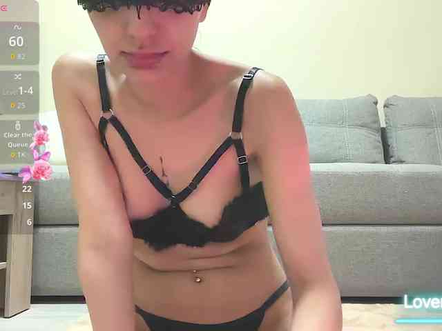 LunaVelvetxx webcam