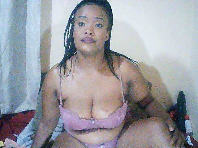 stormie955 live cam on BongaCams