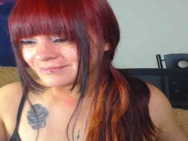 Valerydirty-dark webcam