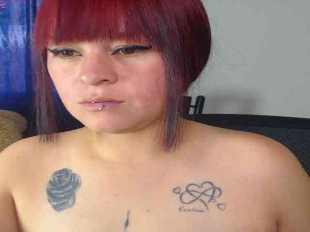 Modelo: Valerydirty-dark