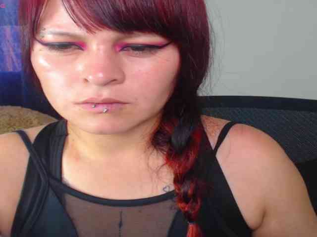 Valerydirty-dark webcam