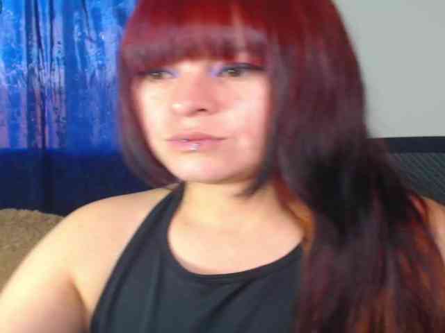 Modelo: Valerydirty-dark