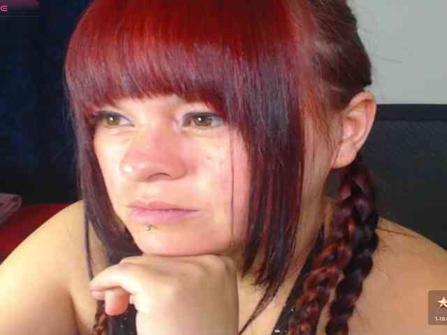 Model: Valerydirty-dark