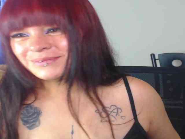 Valerydirty-dark webcam