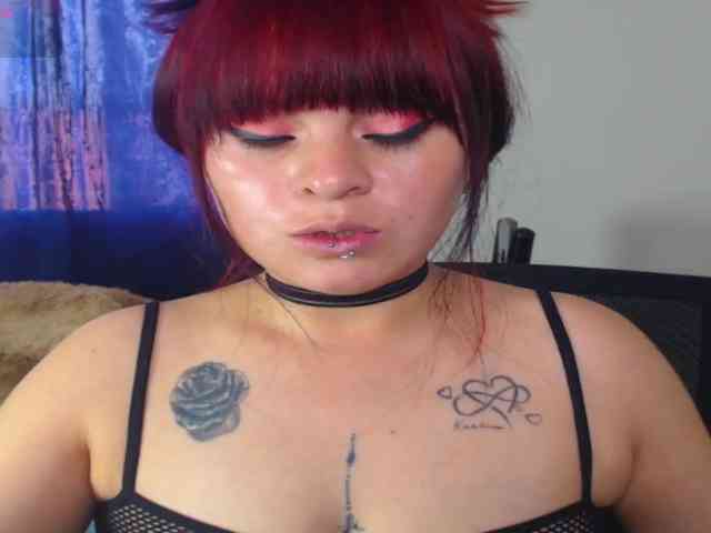 Valerydirty-dark webcam