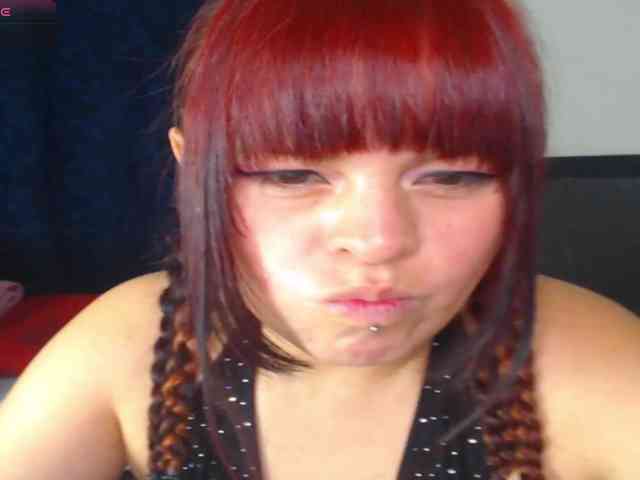 Modelo: Valerydirty-dark