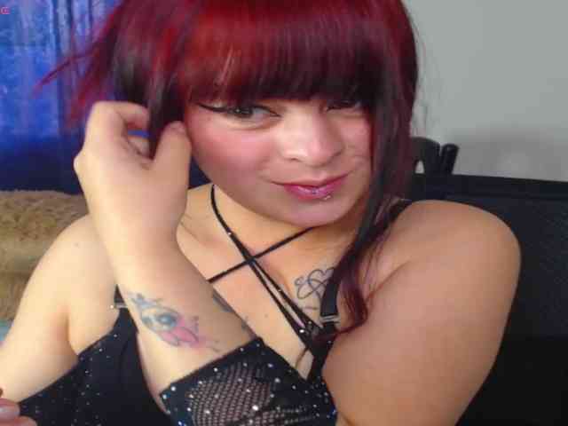 Valerydirty-dark webcam