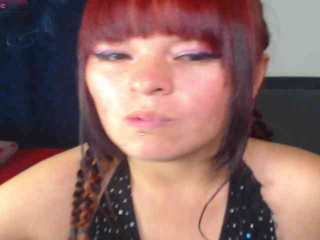Modelo: Valerydirty-dark