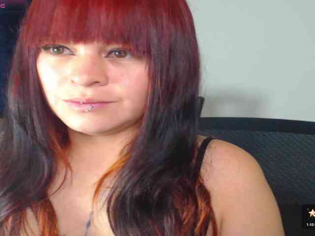 Valerydirty-dark webcam