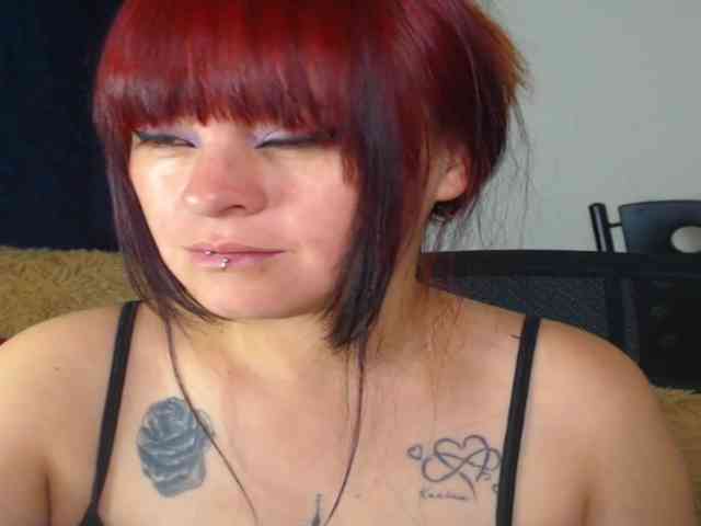 Valerydirty-dark webcam