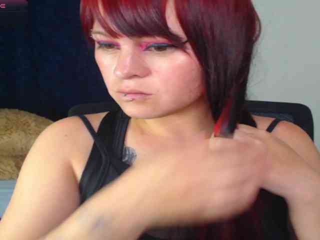 Valerydirty-dark webcam