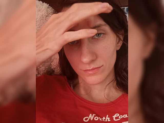 Kitty2044 live cam on BongaCams