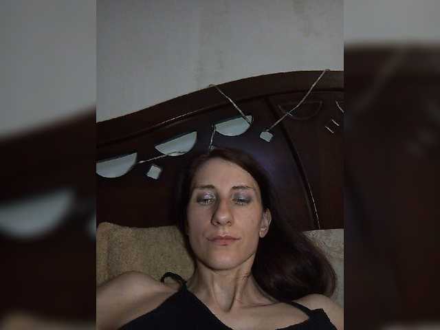 Kitty2044 live cam on BongaCams