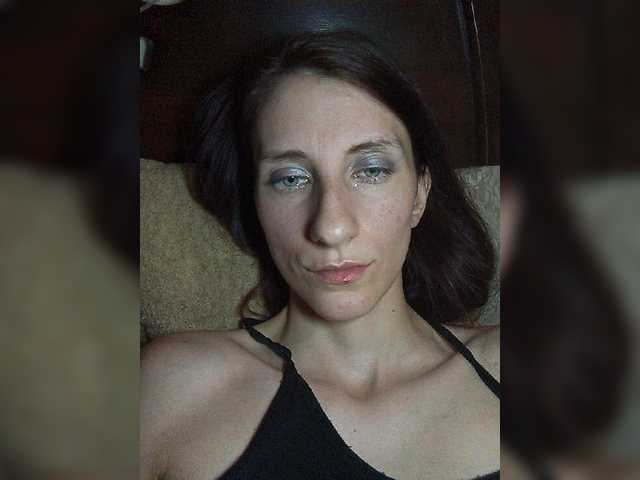 Kitty2044 live cam on BongaCams