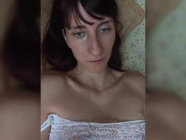 Kitty2044