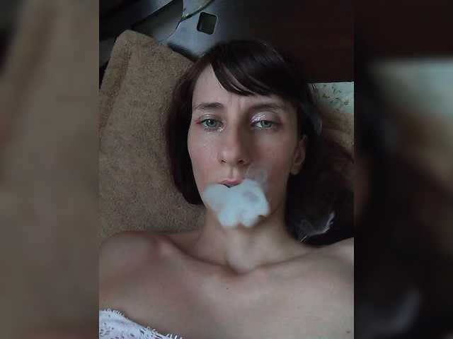 Kitty2044 live cam on BongaCams