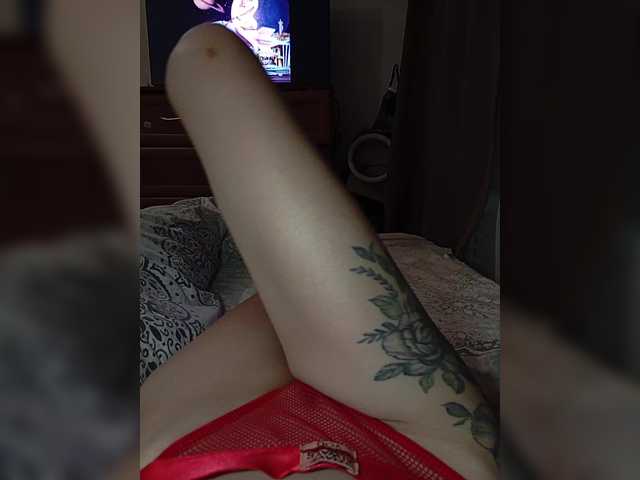 Kitty2044 live cam on BongaCams