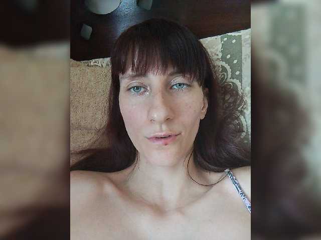 Kitty2044