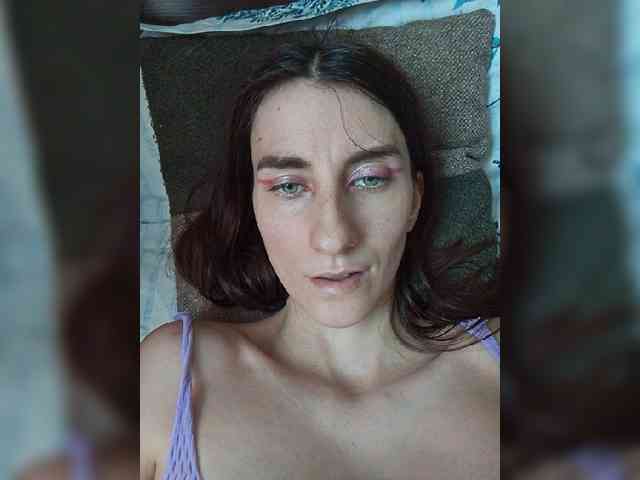 Kitty2044 webcam