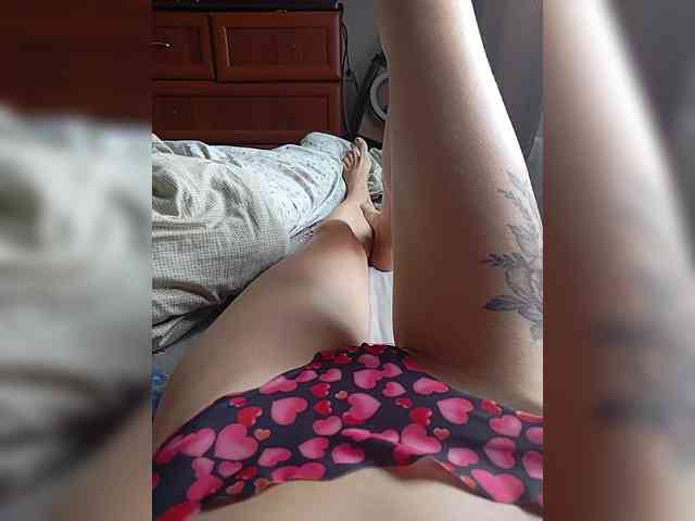 Kitty2044 webcam