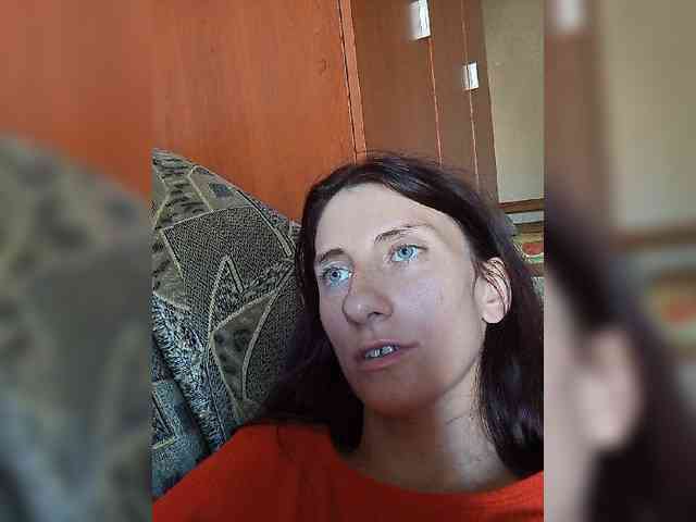 Kitty2044 webcam