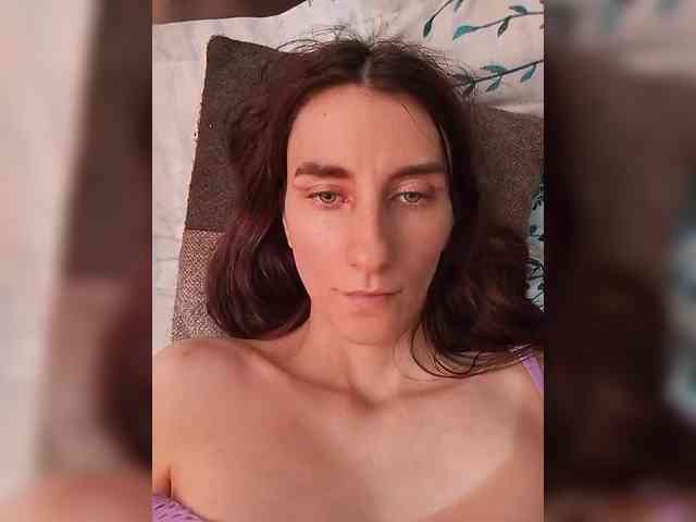 Kitty2044 webcam