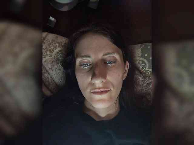 Kitty2044 webcam