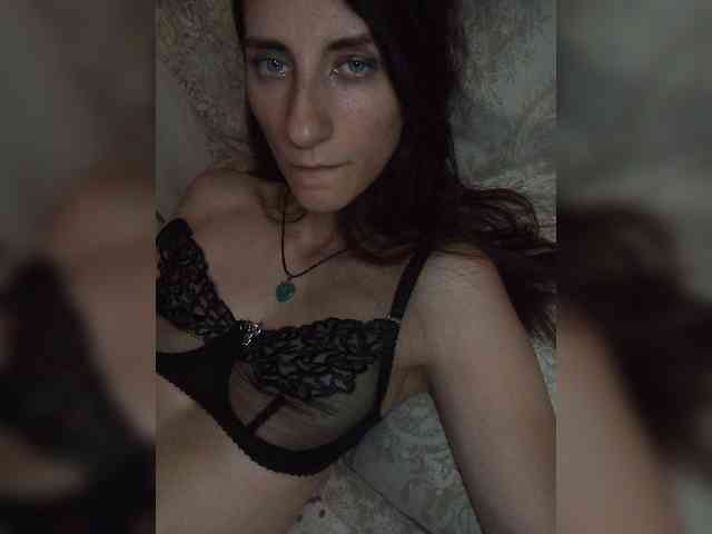 Kitty2044 webcam