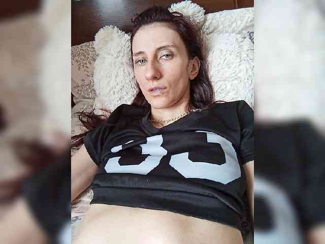 Kitty2044 webcam