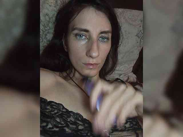 Kitty2044 webcam