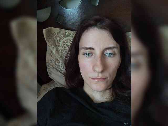 Kitty2044 webcam