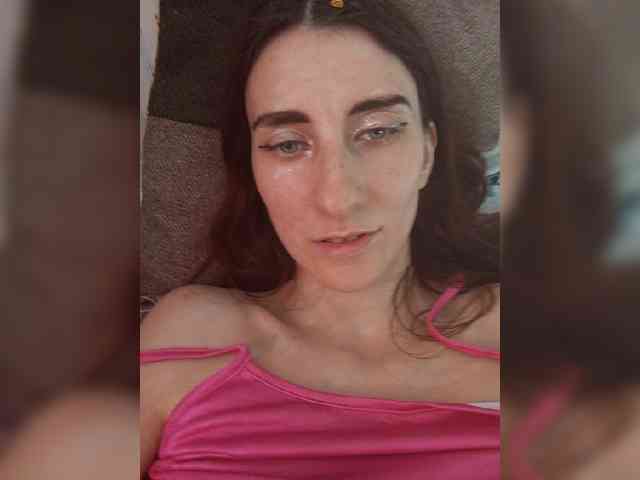 Kitty2044 webcam
