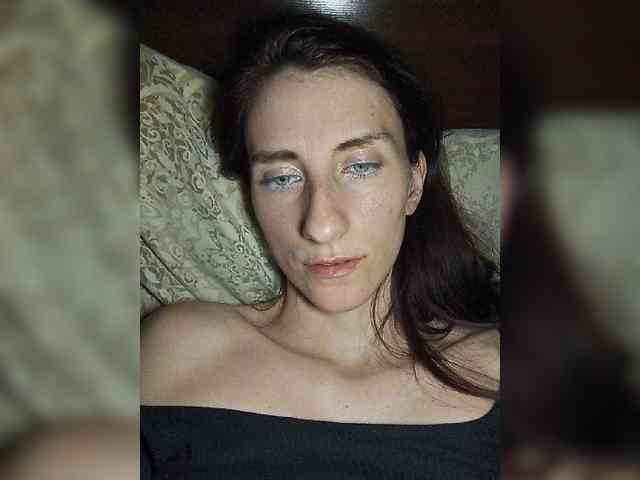 Kitty2044 webcam