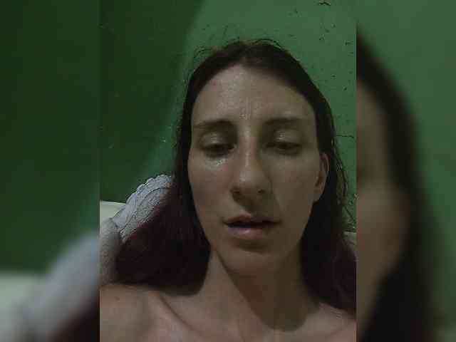 Kitty2044 webcam
