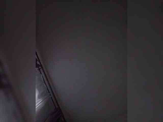 Kitty2044 webcam