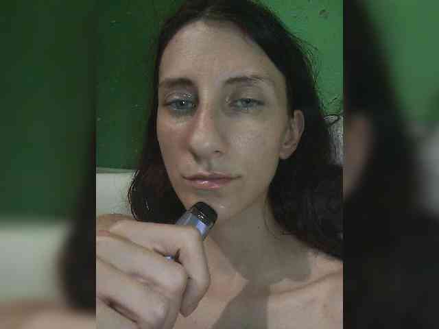 Kitty2044 webcam