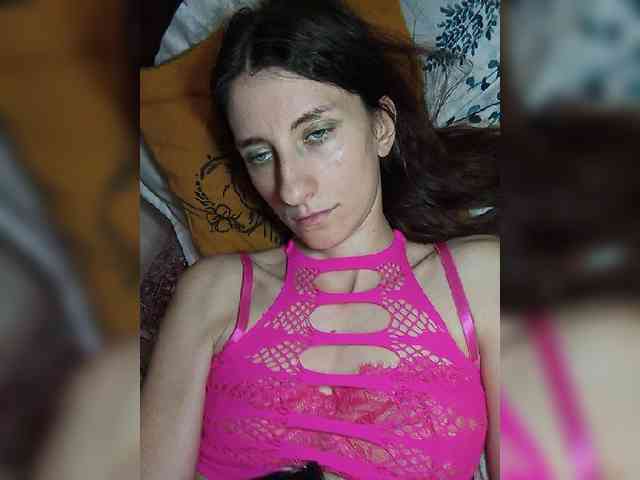 Kitty2044 webcam