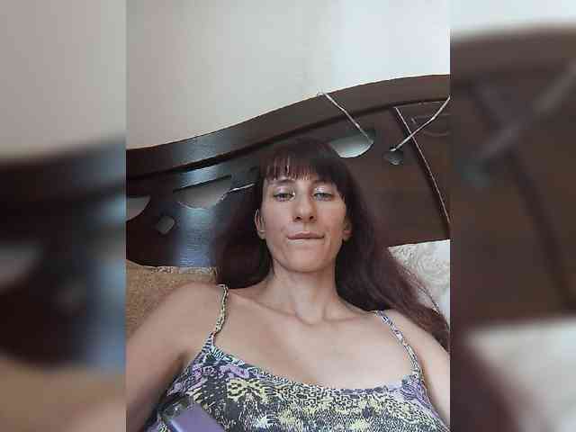 Kitty2044 webcam