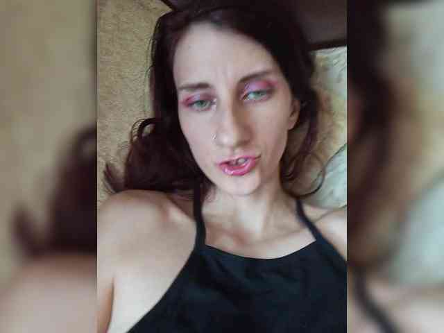 Kitty2044